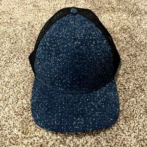 Lululemon blue/black baseball hat OS